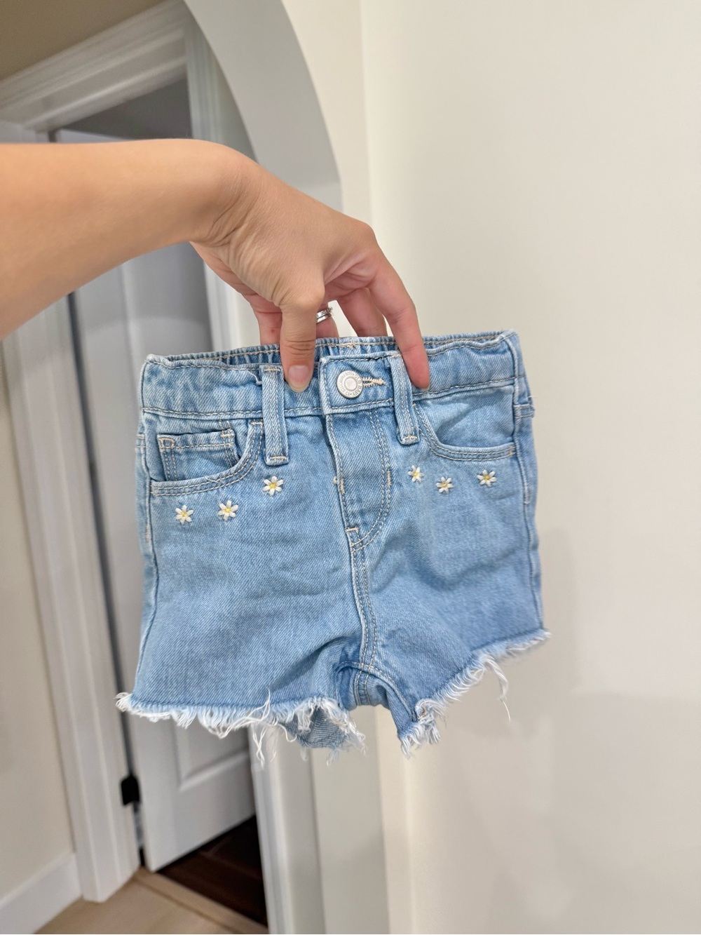 Old Navy Light Blue Denim Daisy Embroidered Kids Shorts 18-24m